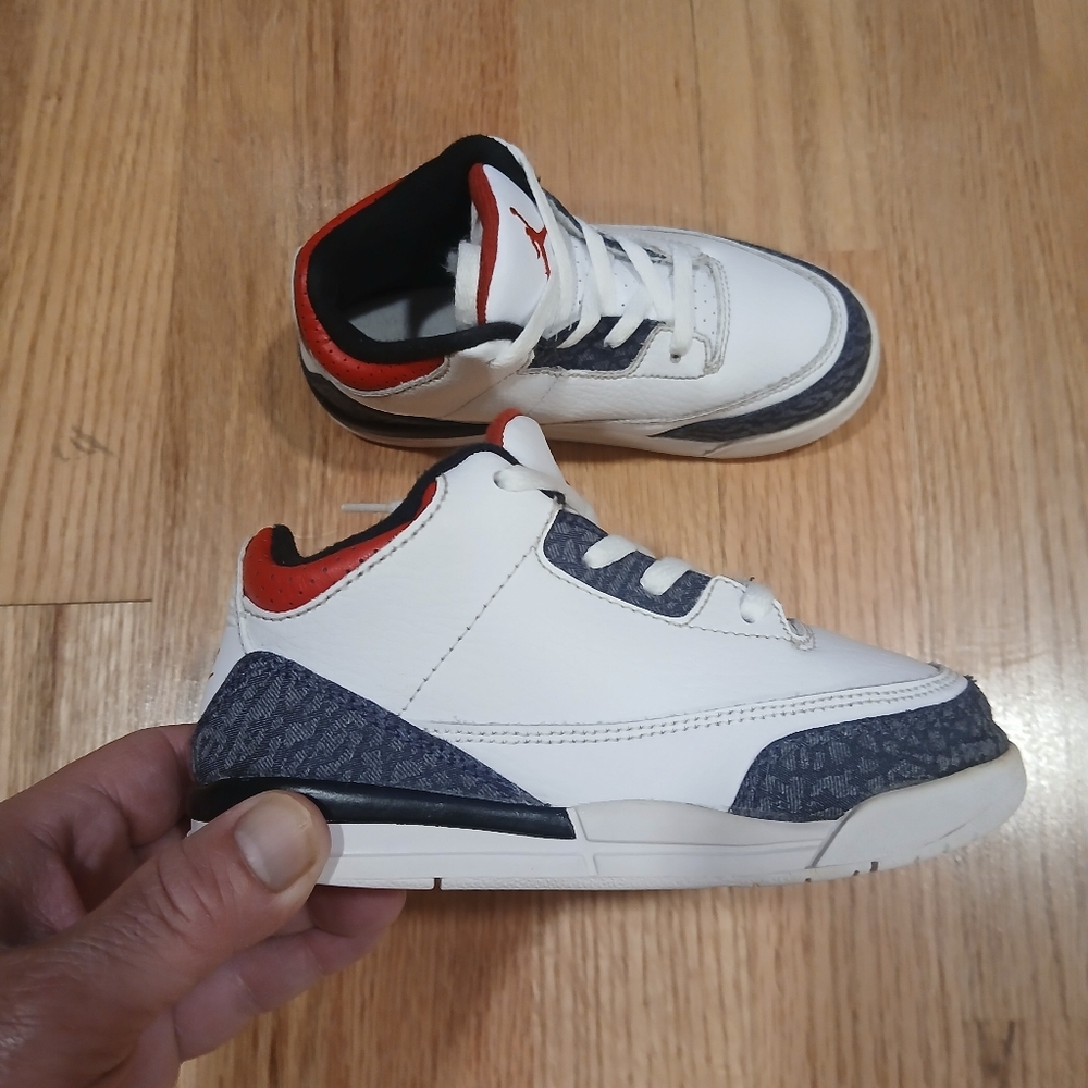 Jordan 3 Retro Fire Red Denim Lifestyle/Toddler Shoes Size 10C Unisex - Picture 2 of 12